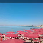 Villa Zaira *