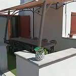 Zaira *